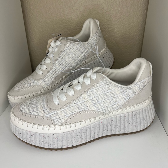 Universal Thread Shoes - Universal Thread White Persephone Sneakers 7.5